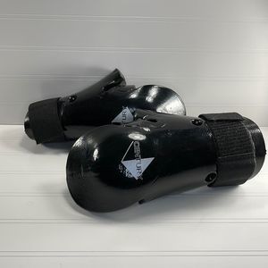 𝅺new century Sparring Gloves Black Adult Small